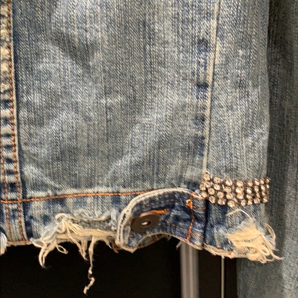 Pepper Denim Jacket - Picture 4 of 8